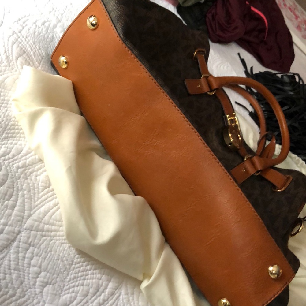Bag - Picture 2 of 4